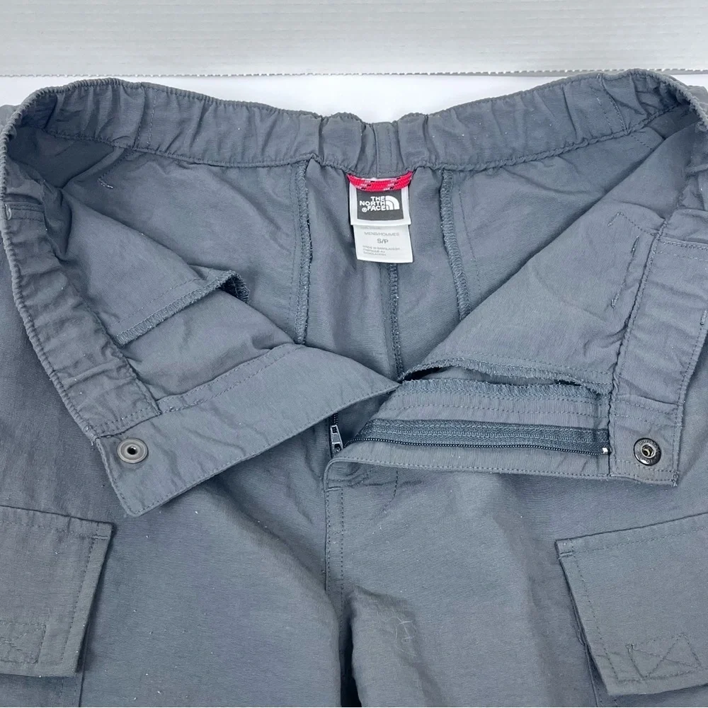 The North Face Men's 100% Nylon Gray Elastic Waist Cargo Hiking Shorts S Outdoor